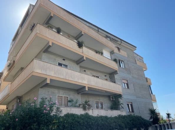 Appartamento ristrutturato a 200 metri dal mare — Foto 2